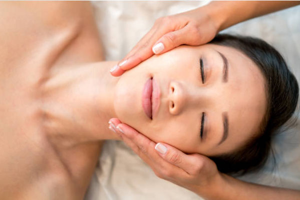 What Are the Benefits of Facial Massages for Skin?